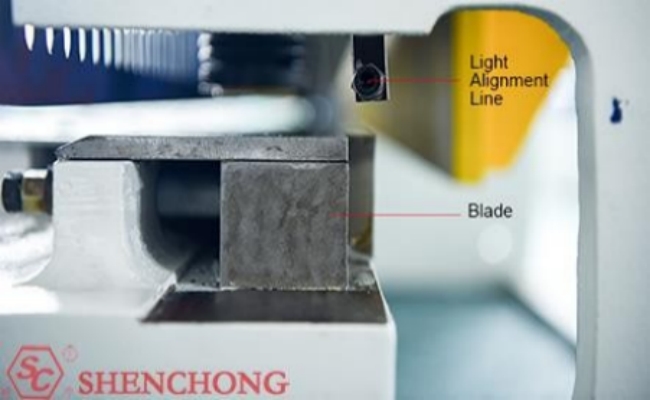 light alignment line of plate shearing machine