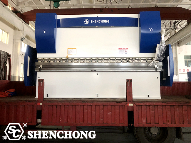 200Ton 4000MM CNC Press Brake Shipped To Qatar
