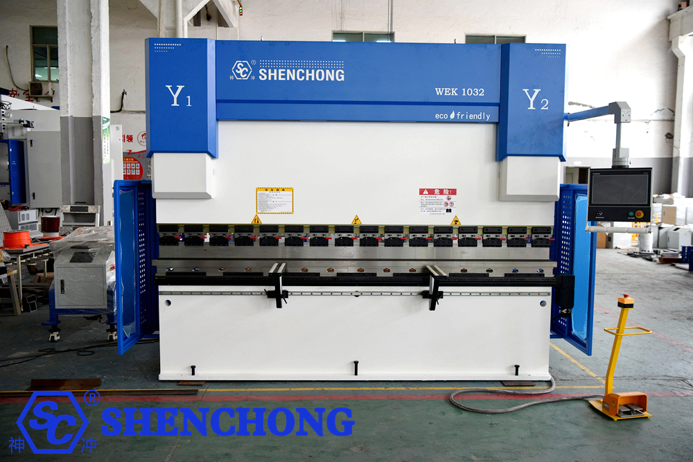 Máy ép thủy lực CNC SC với hệ thống EL