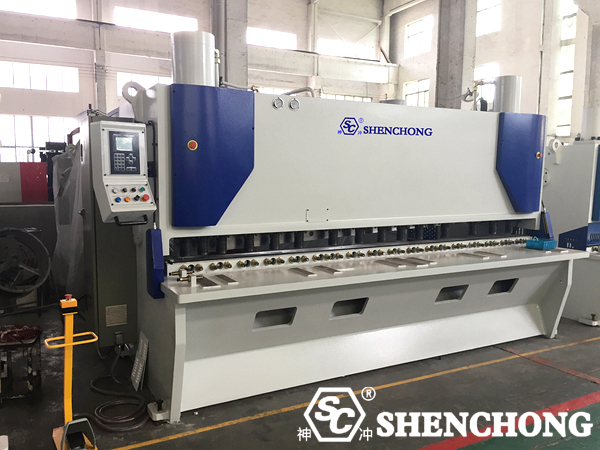 Cesoia per lamiere SC 16x3200 DA360
