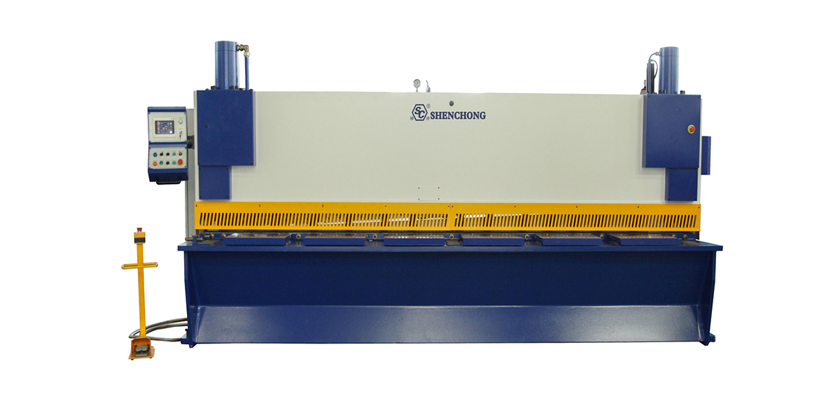 Sprzedam maszynę do cięcia blachy SC 6MM