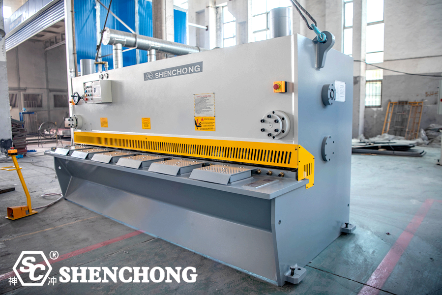 مقص صفائح معدنية هيدروليكي SC للبيع