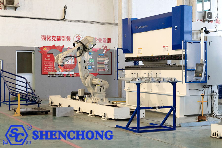 Unité de pliage automatisée SC Sheet Metal