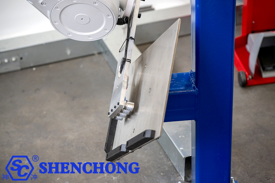 Prasa krawędziowa robotyczna SC