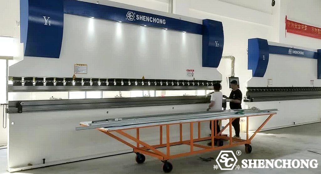 Тайский листогибочный пресс с ЧПУ WSK-250T 6100MM EL15T