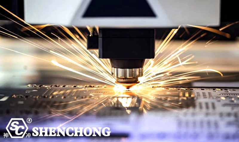 Laserschneiden von Metallblechen