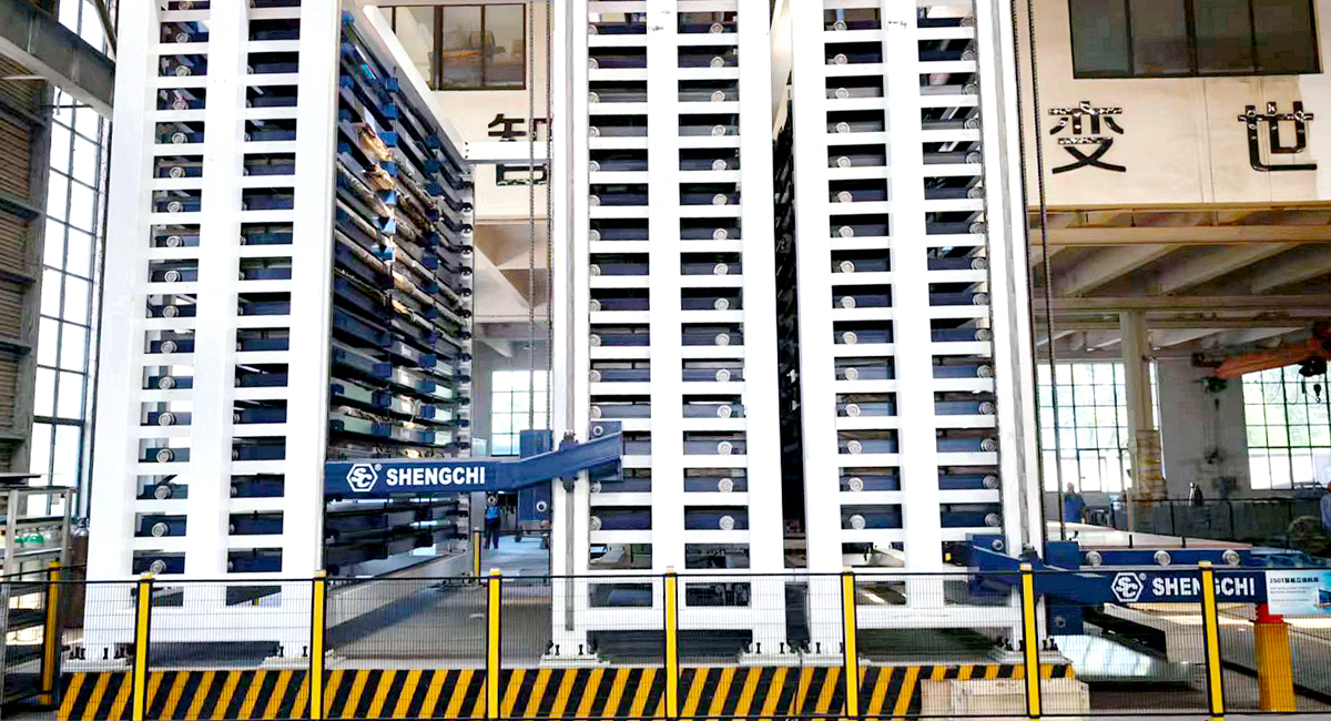 Sistema de armazenamento de chapas metálicas SC com 3 torres 6015-5T-17L